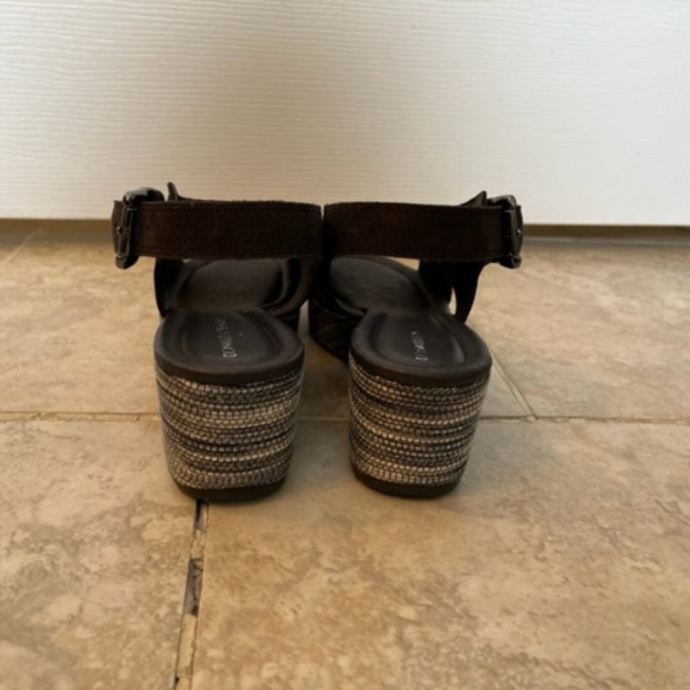 Donald J. Pliner Sahar Dark Brown/Gray Suede Wedge Sandals Size 7 - Picture 5 of 7